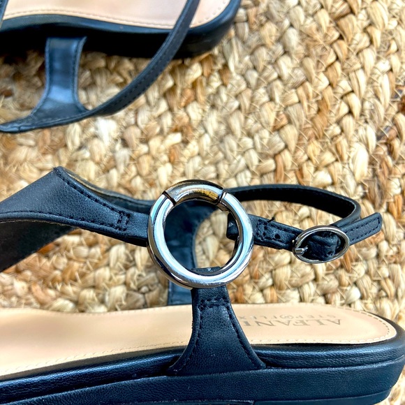 Alfani Thong Sandal - Picture 4 of 5